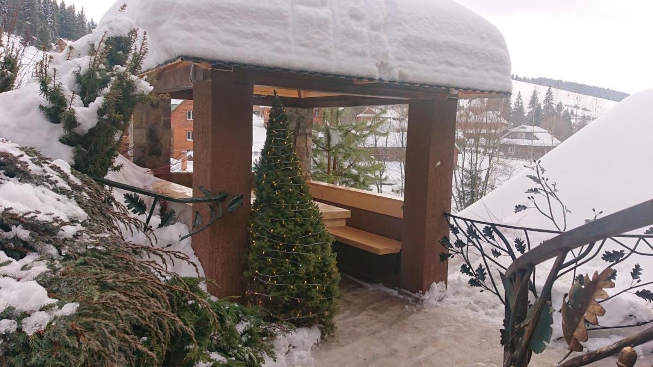 Любе Hotel Iablunîțea Exterior foto