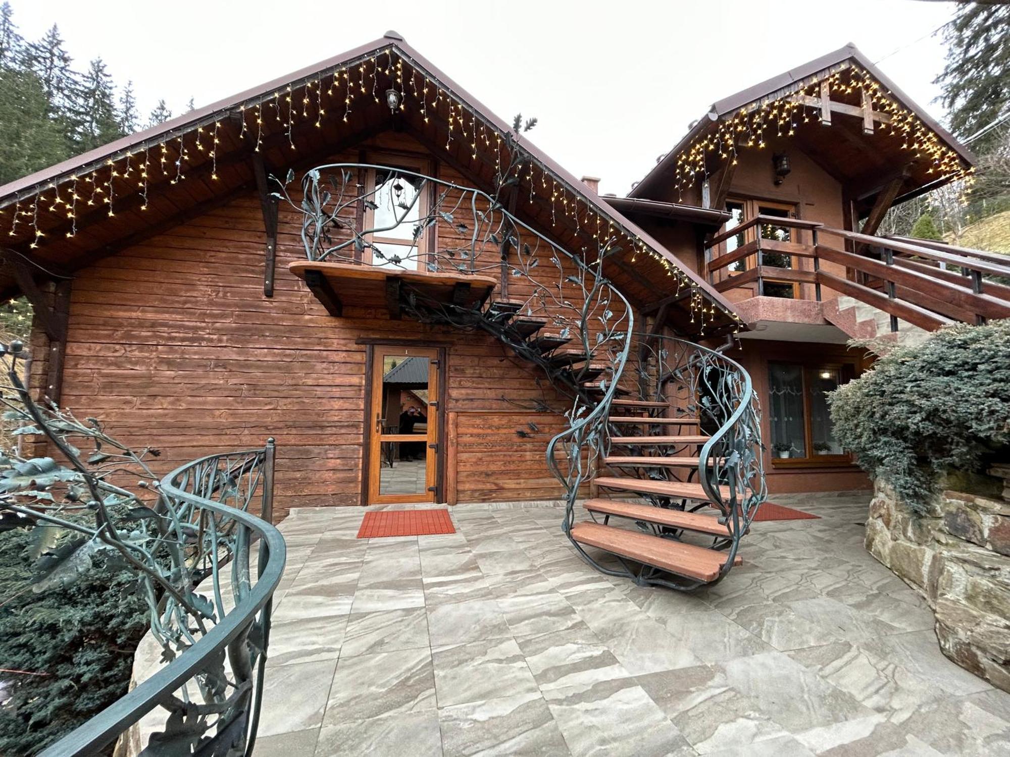 Любе Hotel Iablunîțea Exterior foto