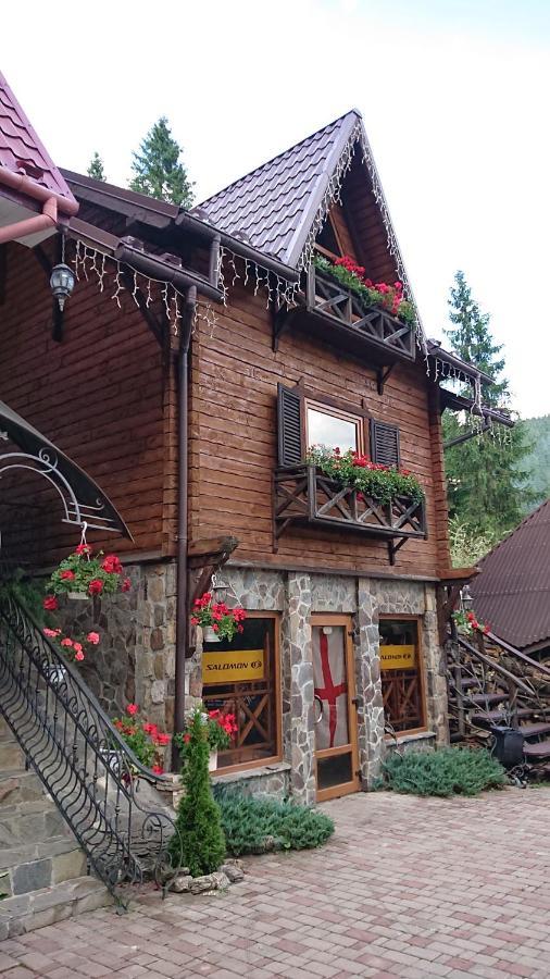 Любе Hotel Iablunîțea Exterior foto